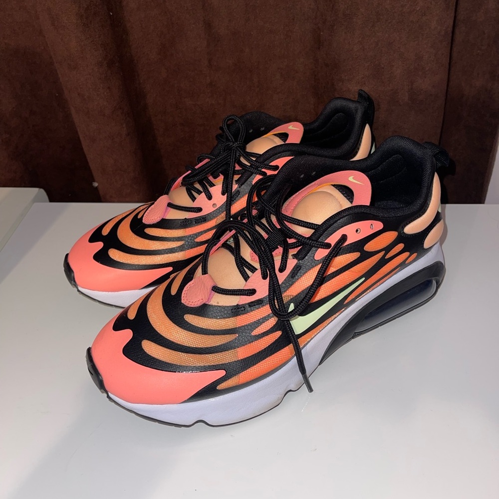 Nike Womens Sneaker